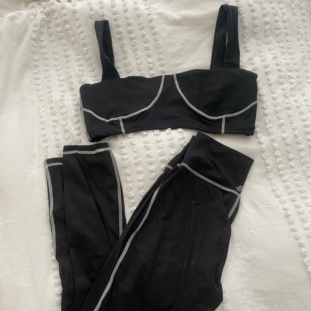 WeWoreWhat Set
